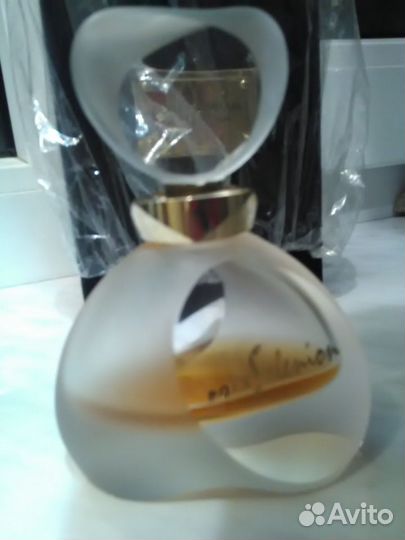 Vivre Molyneux, Pola Selenion - Флаконы в кол