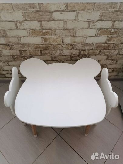 Детский столик и стульчик