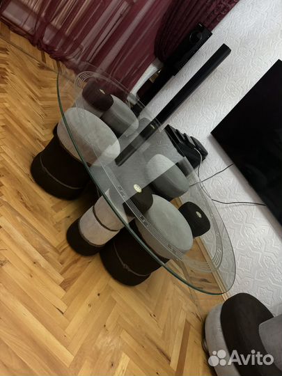 Комплект мягкой мебели и тюль с теневыми