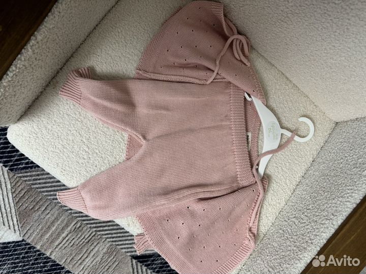 Комбинезон вязанный для девочки