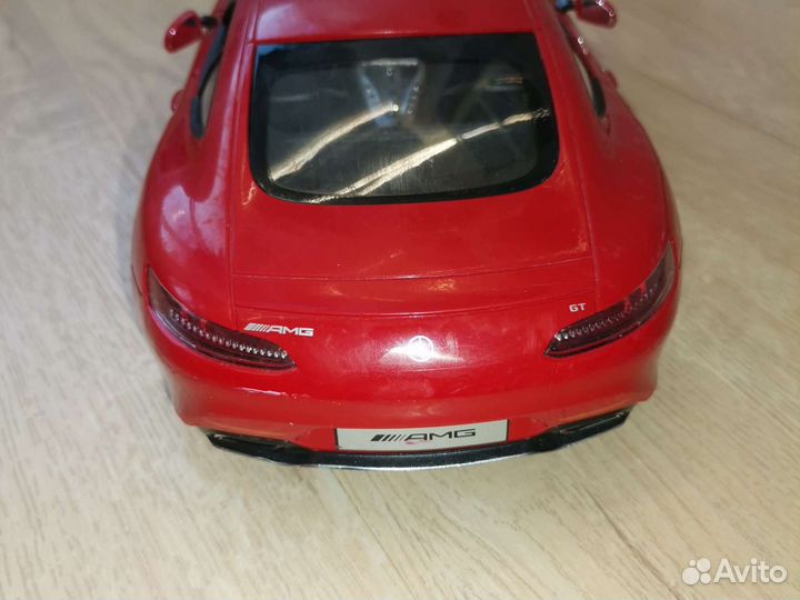 Машина на радиоуправлении