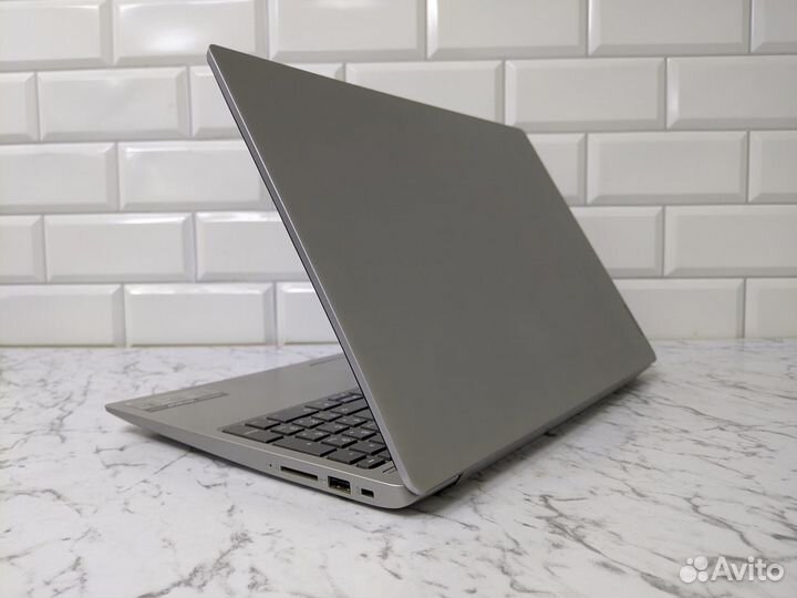 Ноутбук Lenovo Core i5/ram 8gb/SSD