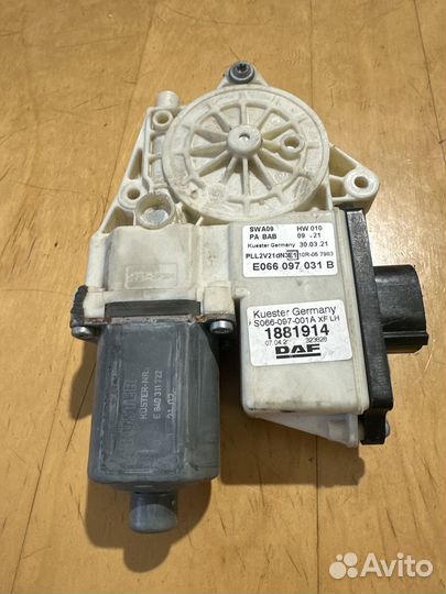 1881914 Моторчик стеклоподьемника DAF XF 106 левый