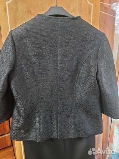 Костюм женский