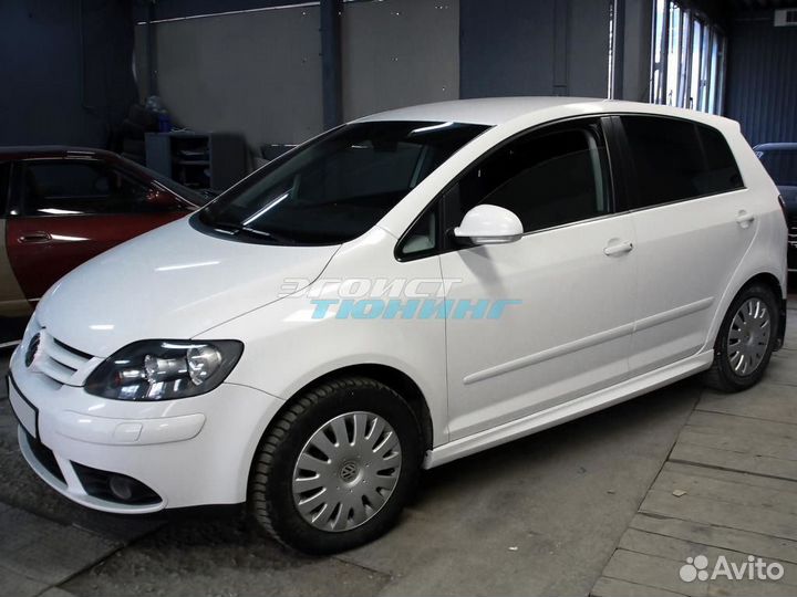 Пороги в стиле R-Line для Volkswagen Golf Plus