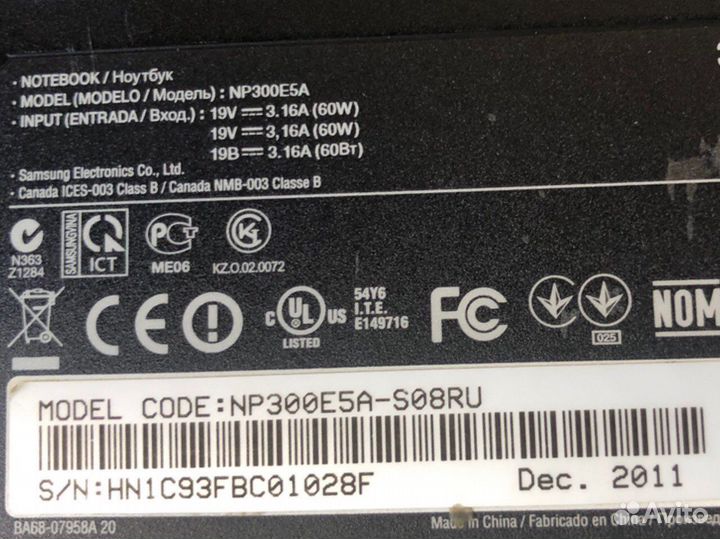 Ноутбук samsung np300e5a
