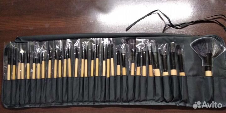 Набор кистей для макияжа (32 штуки) доставка