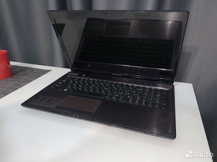 Ноутбук Lenovo i5, 8gb, SSD 120gb+HDD 500gb