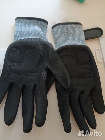 Противоударные перчатки
