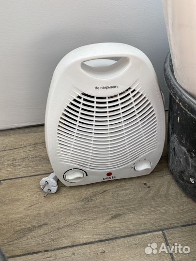 Электрический обогреватель Oasis напольный