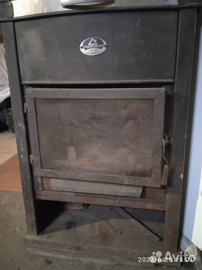 Печь камин на дровах бу