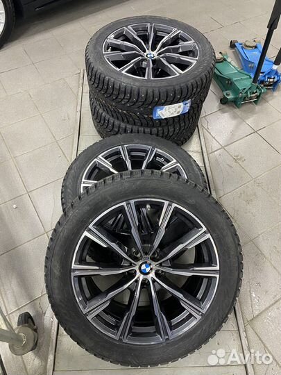 Ориганльные колеса BMW X5 X6 G05 G06 275/45 R20