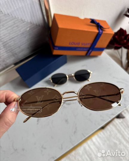 Солнцезащитные очки LV