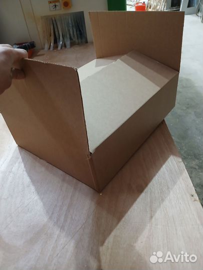Коробки картонные