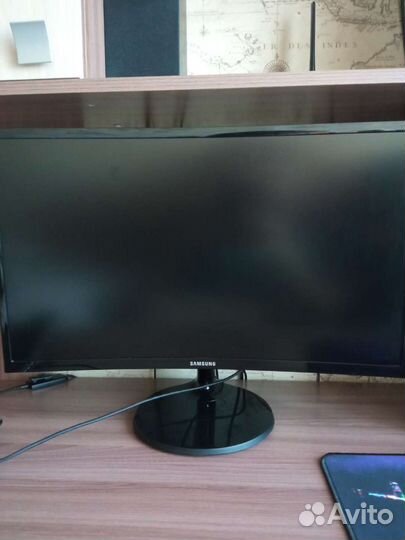 Монитор Samsung изогнутый c24f390fhi