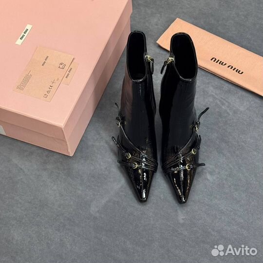 Ботильоны на шпильке MIU MIU кожа / 36-42