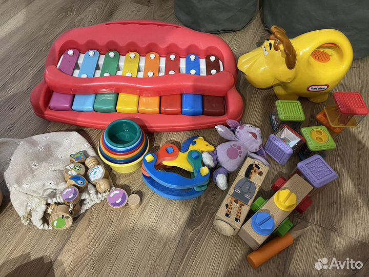 Игрушки для малыша