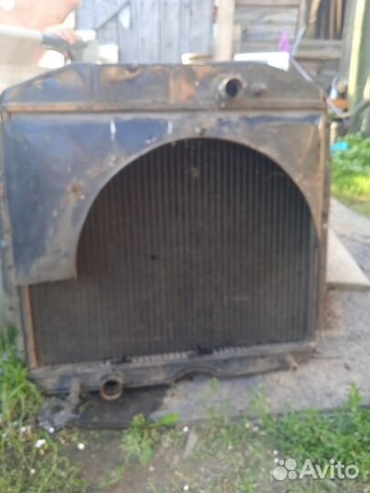 Продам радиатор газ 53