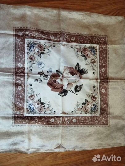 Новый комплект шелкового постельного белья