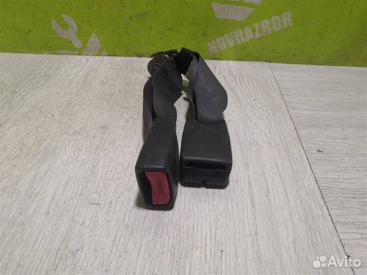 Ответная часть ремня безопасности Мазда 6