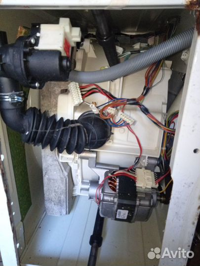 Стиральная машина Ariston avsl 1090 запчасти