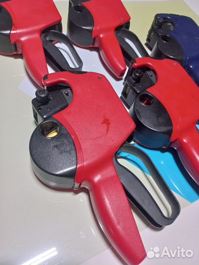 Этикет пистолет