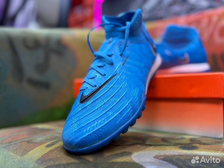 Сороконожки Nike Luna