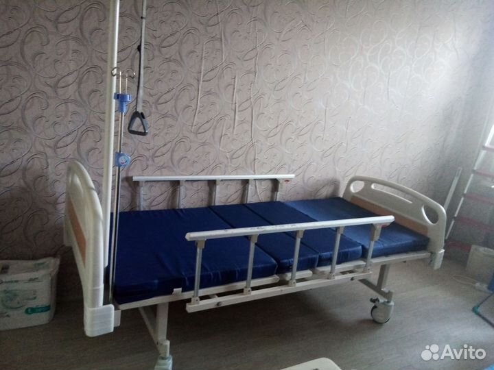 Кровать для лежачих больных