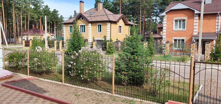 Коттедж 415 м² на участке 9,4 сот.