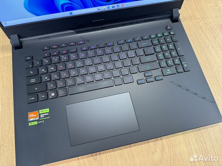 Asus rog strix 17 G733PY игровой