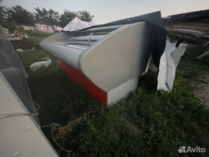 Морозильная витрина и торговое ооборудование