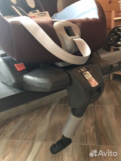 Britax Römer Safefix plus 9-18кг