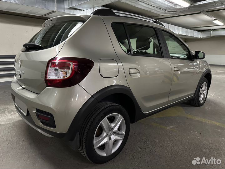 Renault Sandero Stepway 1.6 AT, 2017, 35 500 км