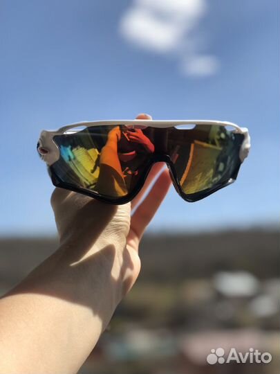 Очки спортивные