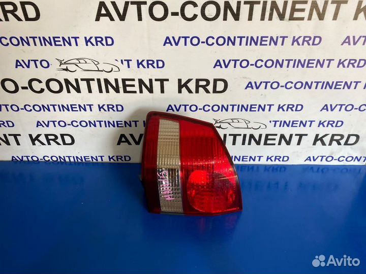 Стоп задний правый Toyota Alphard ANH15 2AZ