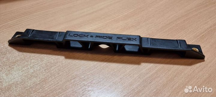 Держатель кофра снегохода Polaris