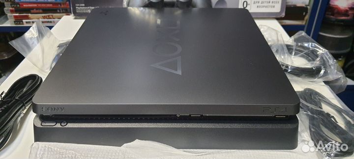 PS4 Slim Days of Play Limited Edition. Новая. 1 Тб