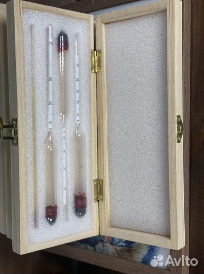 Набор профессиональных ареометров в деревянном фут