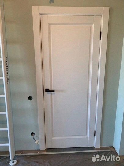 Двери межкомнатные белые