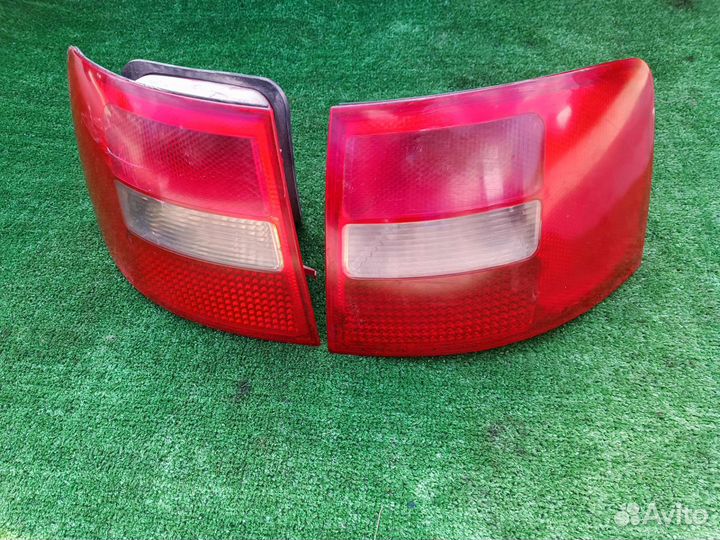 Задние фонари Ауди А6 С5 универсал