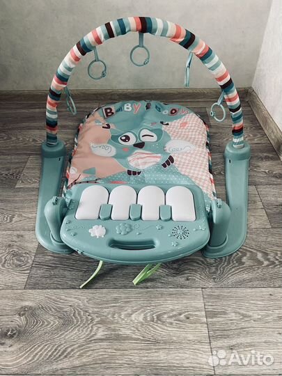 Развивающий коврик с пианино