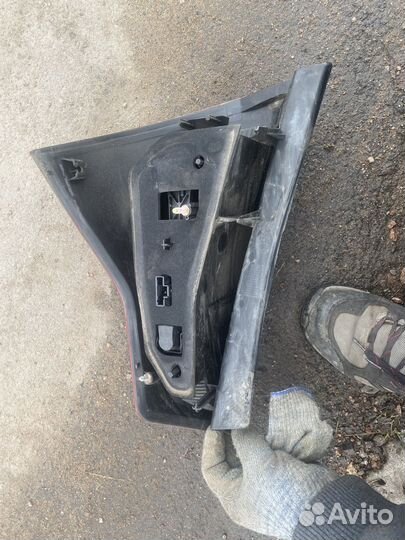 Фонарь задний левый рено сандеро 1