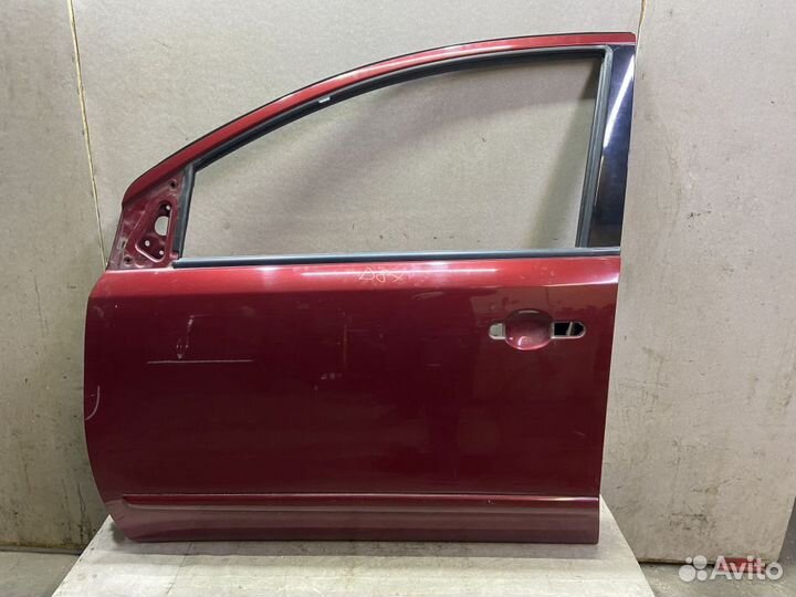 H01019U0M0 Дверь передняя L Nissan Note E11