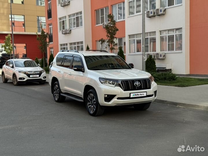 Toyota Land Cruiser Prado 2.8 AT, 2022, 4 800 км