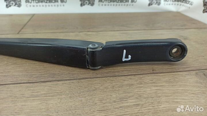 Дворник лобового стекла правый Volkswagen Polo 5