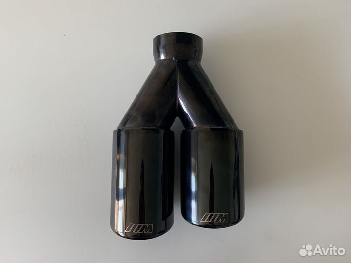 Одна насадка на выхлоп BMW f30 черная двойная 76