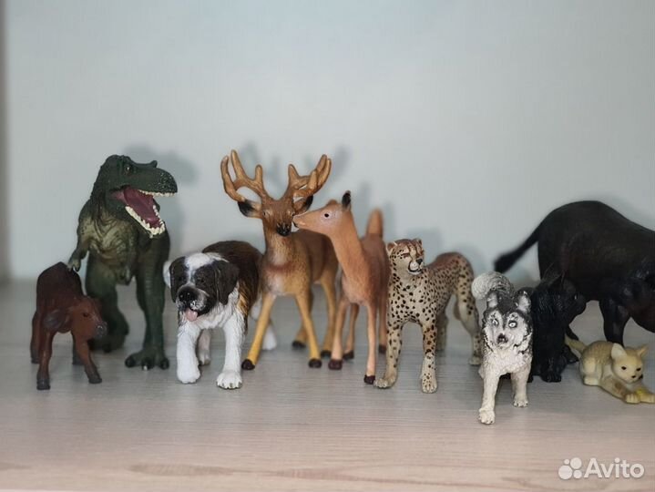 Фигурки игрушки животные лошади schleich шляйх