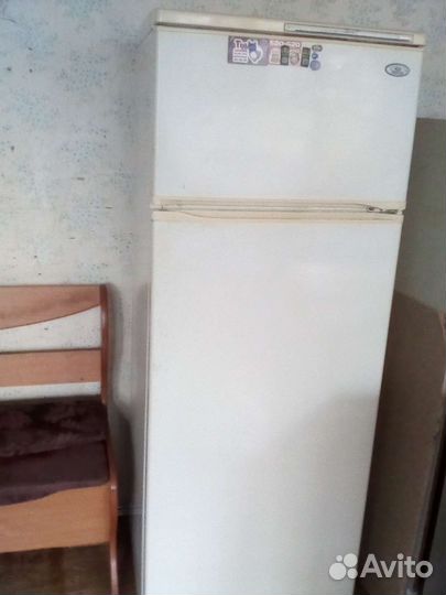 Холодильник на запчасти