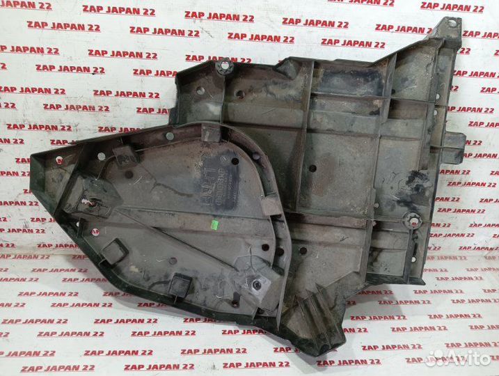 Защита бензобака задняя левая Subaru Outback BS