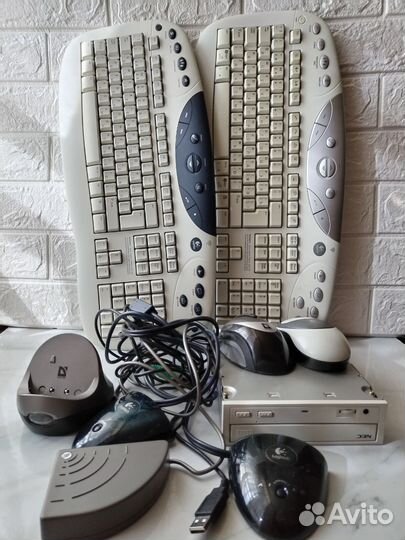 Лот, Коробка компьютерной электроники, logitech